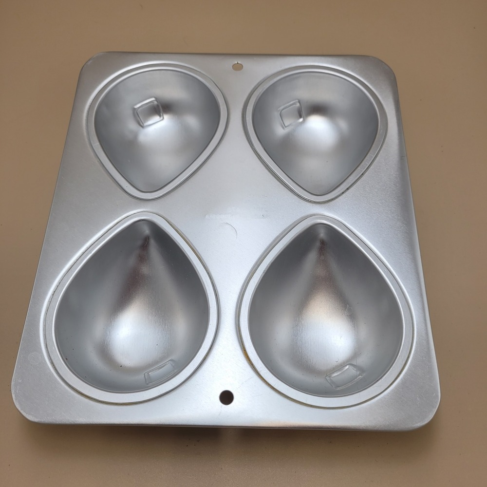 Vintage 1992 Wilton 1-2-3 Little Balloons 4 Cavity Aluminum Cake Pan 2105-9478